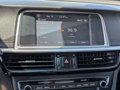 Used 2020 Kia Optima S FWD image 19