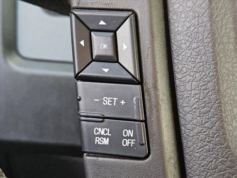 Used 2014 Ford F150 XLT w/ Equipment Group 302A Luxury image 13