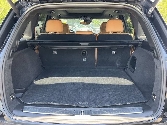 Used 2022 Jeep Grand Cherokee Summit RWD image 42