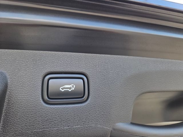 Used 2025 Kia Sportage SX FWD image 11