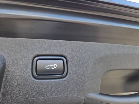 Used 2025 Kia Sportage SX FWD image 11