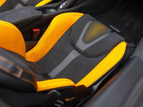 New 2027 McLaren 750S Spider RWD image 38
