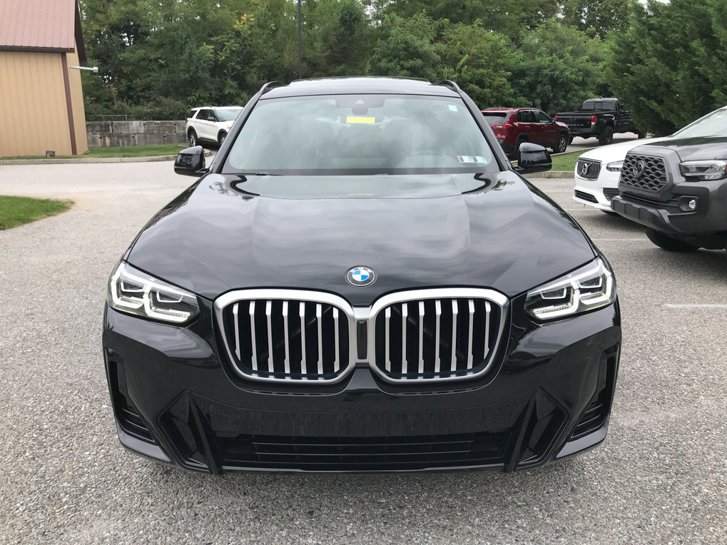 Used 2022 BMW X3 xDrive30i w/ M Sport Package 2 AWD/4WD image 3