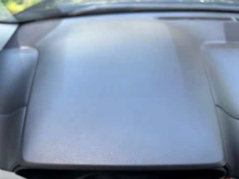 Used 2025 Toyota Sienna XLE FWD image 37