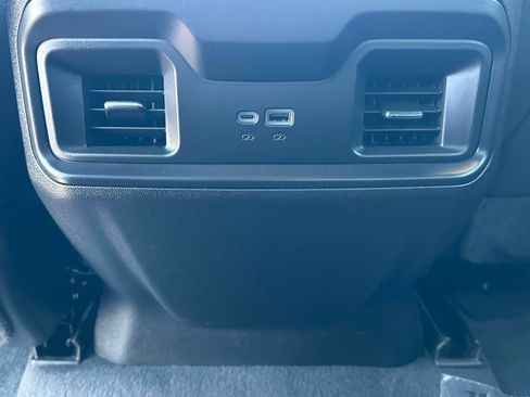 Used 2024 Chevrolet Silverado 3500 LT w/ Convenience Package image 30