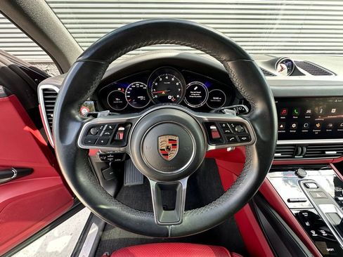 Certified 2023 Porsche Cayenne image 16