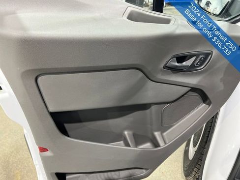 Used 2024 Ford Transit 250 Base image 11