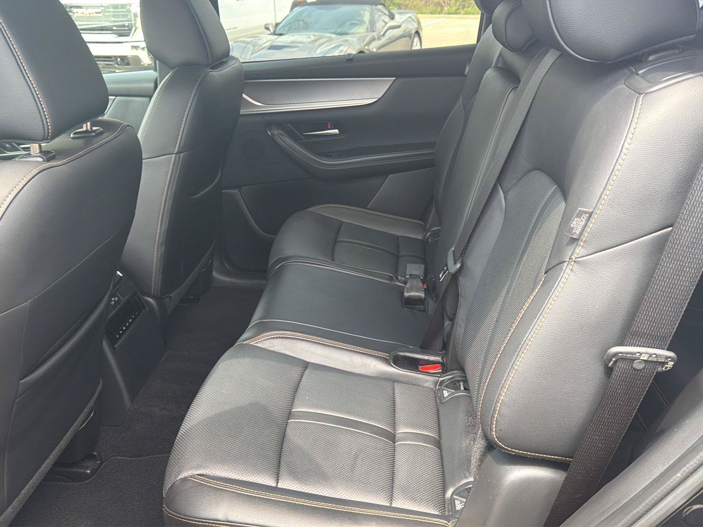 Used 2025 MAZDA CX-90 3.3 Turbo w/ Preferred Package AWD/4WD image 32