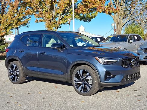 New 2026 Volvo XC40 B5 Ultra w/ Protection Package Premier image 1