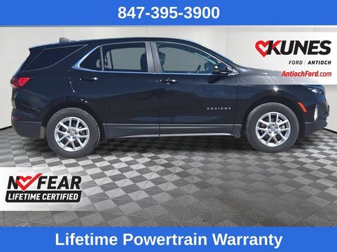 Used 2024 Chevrolet Equinox LT AWD/4WD image 2