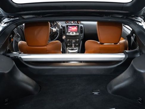 Used 2014 Nissan 370Z Touring w/ Sport Package image 18