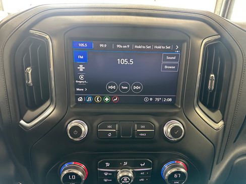 Used 2022 GMC Sierra 2500 AT4 AWD/4WD image 16