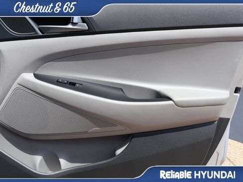 Used 2018 Hyundai Tucson SE AWD/4WD image 9