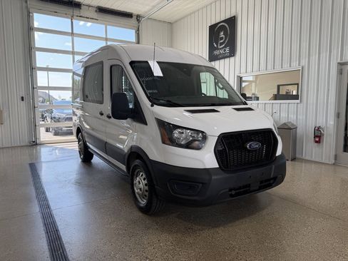 Used 2022 Ford Transit 250 Medium Roof AWD image 7