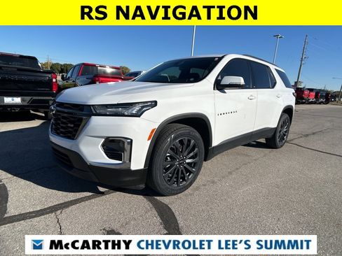 Used 2023 Chevrolet Traverse RS image 5