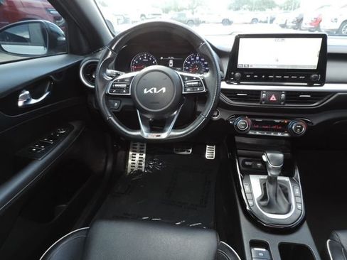 Used 2024 Kia Forte GT-Line w/ GT-Line Premium Package FWD image 23