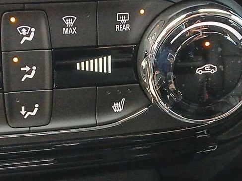 New 2026 Chevrolet Trax RS w/ Driver Confidence Package FWD image 15