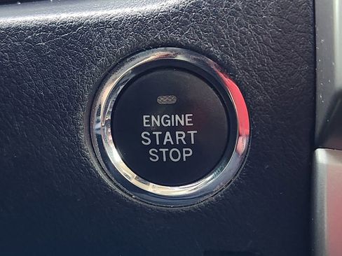 Used 2016 Toyota 4Runner Limited AWD/4WD image 21