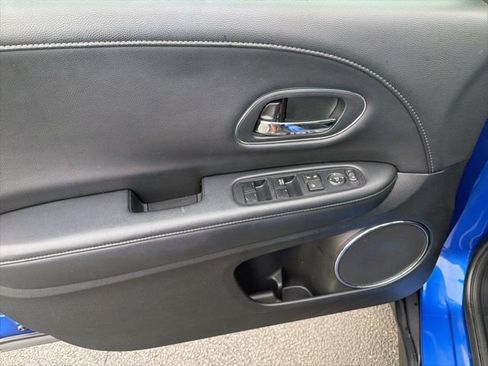 Used 2018 Honda HR-V EX-L image 12