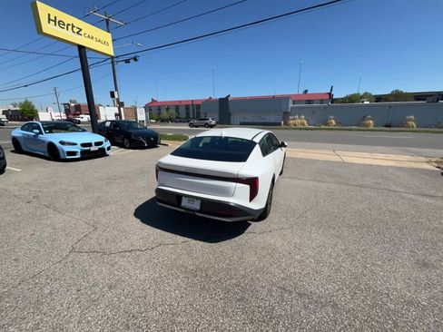 Used 2025 Kia K4 LXS image 16