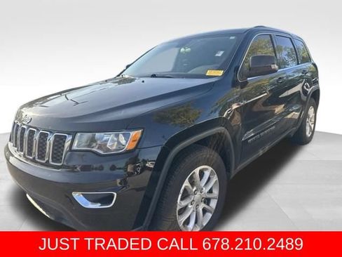Used 2021 Jeep Grand Cherokee Laredo RWD image 1