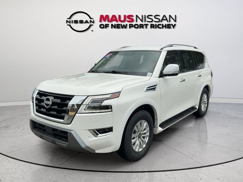 Certified 2023 Nissan Armada SV w/ Cargo Package AWD/4WD image 4