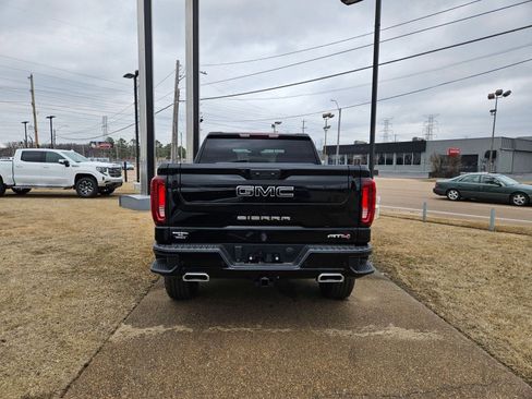 New 2026 GMC Sierra 1500 AT4 image 4