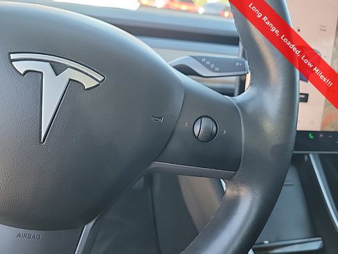 Used 2018 Tesla Model 3 image 23