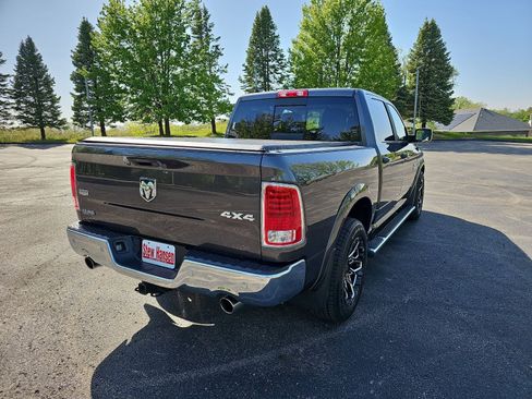 Used 2017 RAM 1500 Laramie w/ Convenience Group AWD/4WD image 6