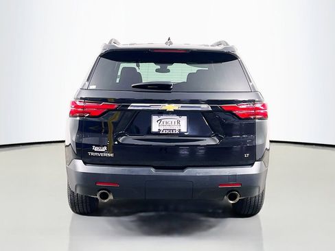 Used 2023 Chevrolet Traverse LT w/ LPO, Floor Liner Package FWD image 6