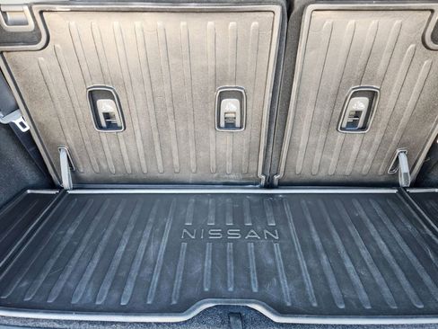 Used 2023 Nissan Pathfinder Platinum w/ Cargo Package image 31