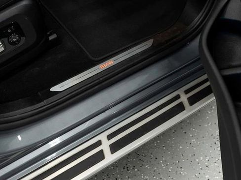 Used 2024 BMW X7 xDrive40i image 21