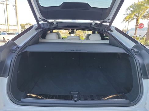 Used 2024 BMW X6 M Competition image 11