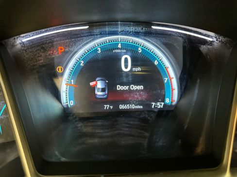 Used 2017 Honda Civic EX-L image 16