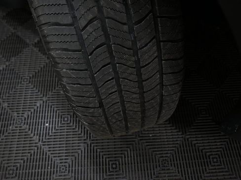 Used 2018 Ford Explorer Platinum image 24