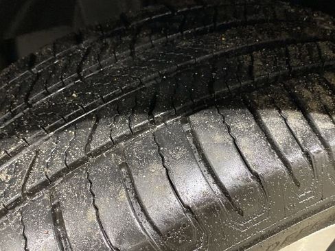 Used 2019 Subaru Ascent Limited image 34