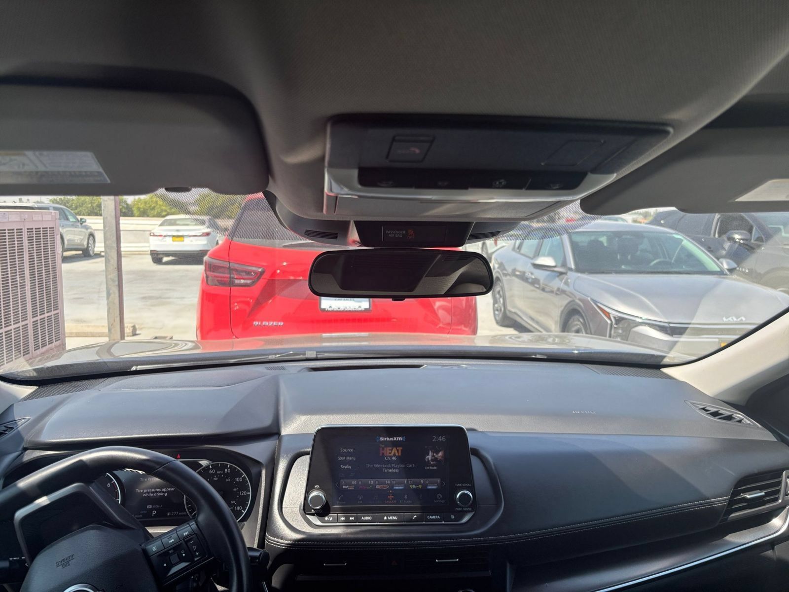 Used 2025 Nissan Rogue SV AWD/4WD image 34