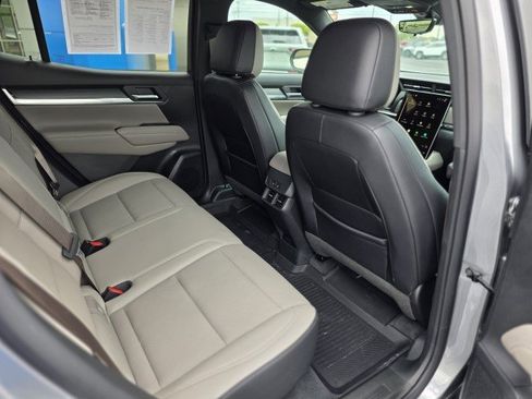 Used 2026 GMC Terrain Elevation w/ Elevation Premium Package AWD/4WD image 11
