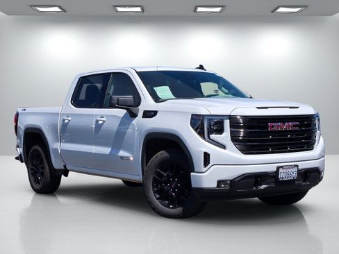 Used 2026 GMC Sierra 1500 Elevation w/ Preferred Package AWD/4WD image 1