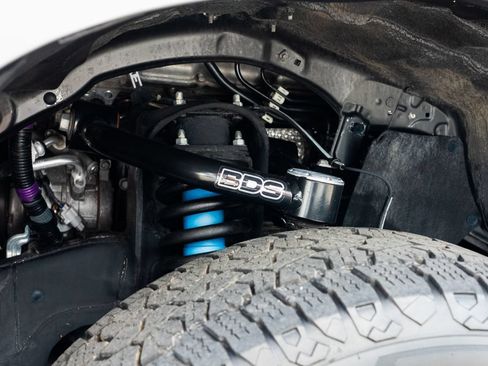 Used 2017 Toyota Tundra SR5 w/ TRD Off Road Package AWD/4WD image 8