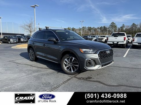 Used 2023 Audi Q5 2.0T Premium w/ Convenience Package image 1