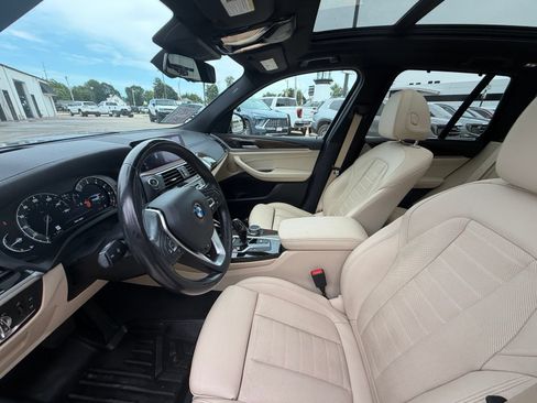 Used 2019 BMW X3 xDrive30i w/ Premium Package AWD/4WD image 4
