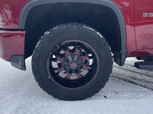 Used 2020 Chevrolet Silverado 3500 High Country image 11