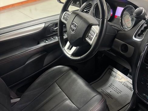 Used 2019 Dodge Grand Caravan GT FWD image 28
