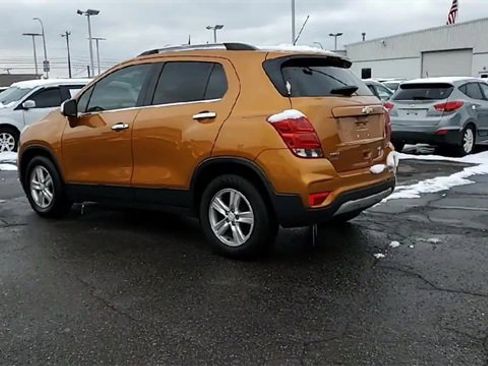 Certified 2017 Chevrolet Trax LT w/ Driver Confidence Package image 6