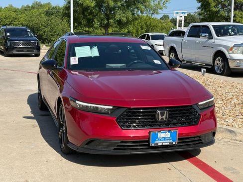 Used 2023 Honda Accord Sport image 7