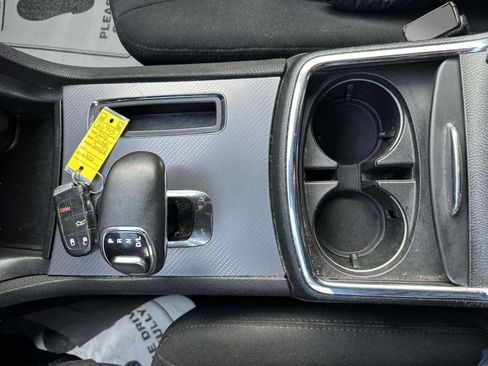 Used 2012 Dodge Charger SE w/ Sport Appearance Group image 23