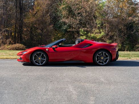 Certified 2024 Ferrari SF90 Spider image 4