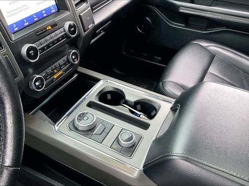 Used 2020 Ford Expedition Max XLT w/ Equipment Group 201A image 15