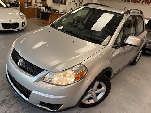 Used 2009 Suzuki SX4 AWD Hatchback image 9